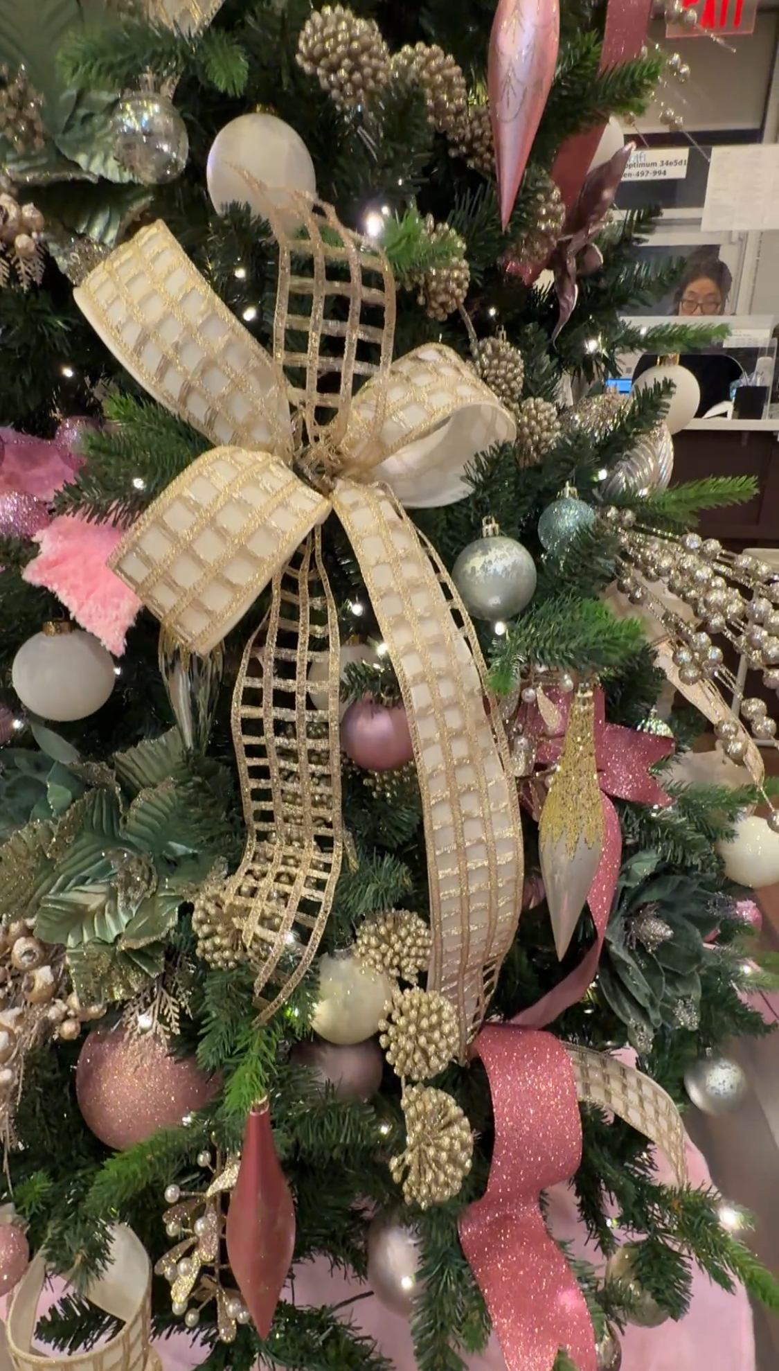 New 4-U Nails holiday installation walkthrough video