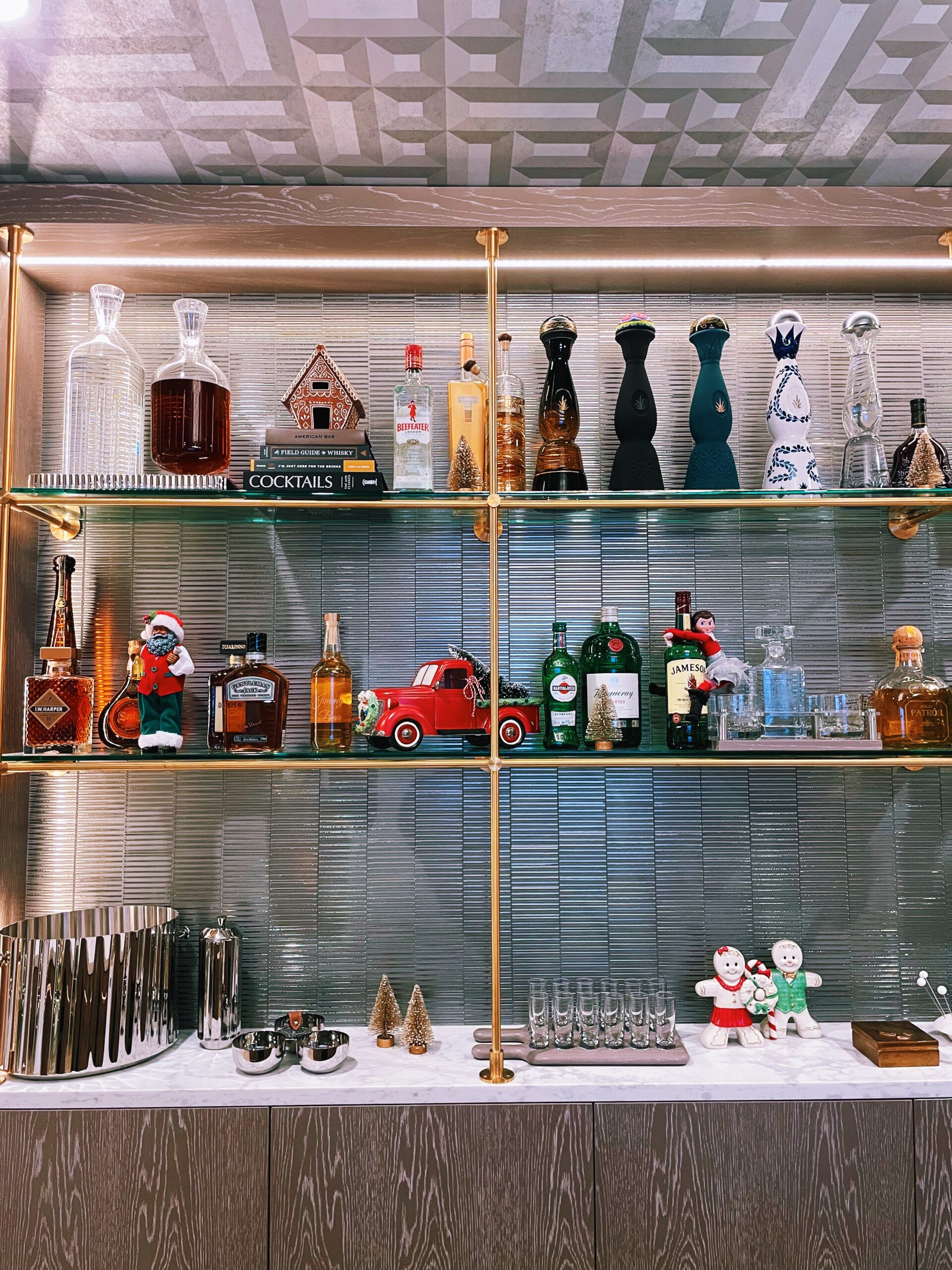 Festive Home Bar Detail
